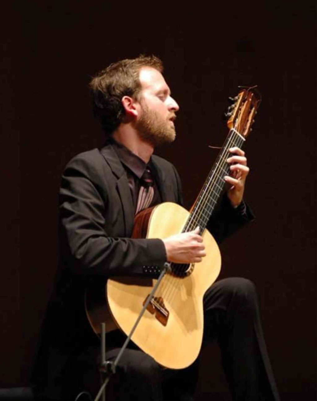 Virtuoso Classical Guitarist Returns to Woolhope